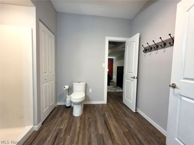 8487 Center Street , Mentor, OH 44060 Photo 47