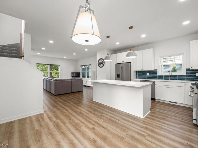 3527 Siam Avenue, Cleveland, OH 44113 Photo 13