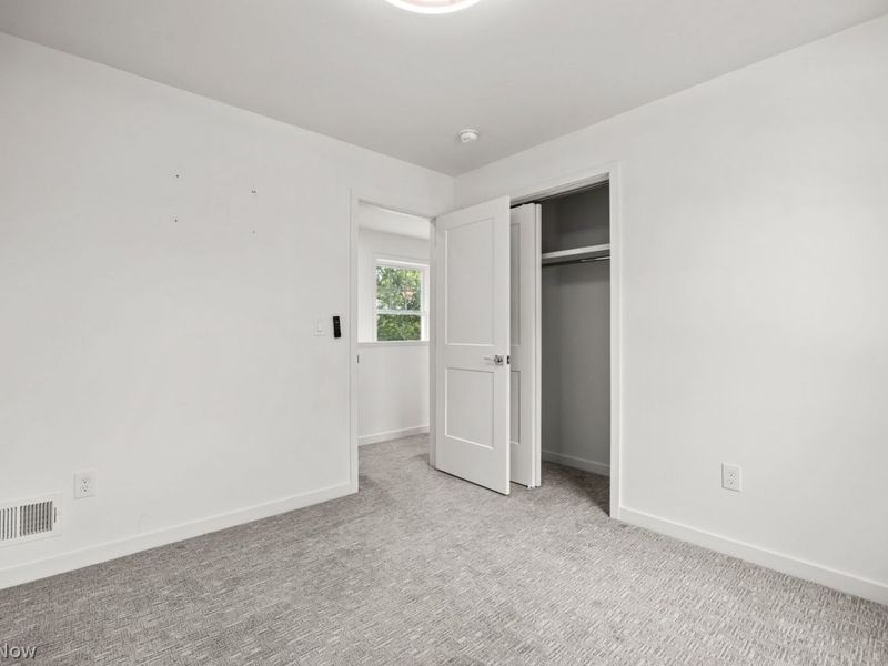 3527 Siam Avenue, Cleveland, OH 44113 Photo 22