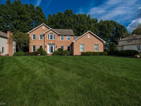 6452 Shenandoah Avenue NW, Canton, OH 44718