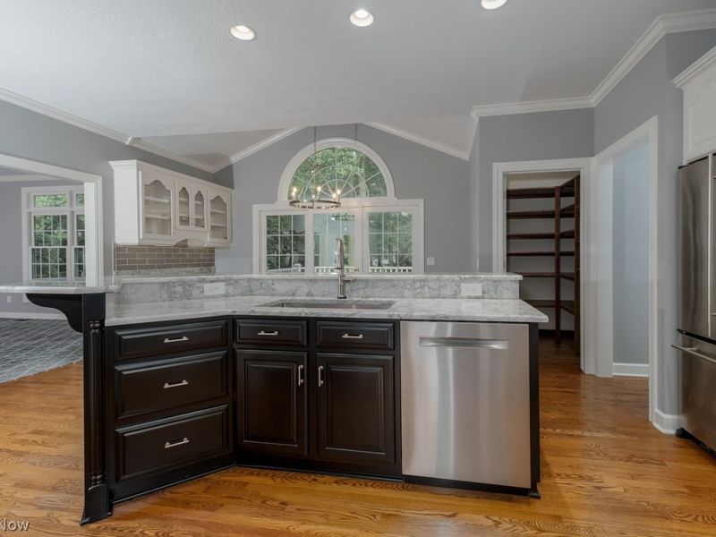 6452 Shenandoah Avenue NW, Canton, OH 44718 Photo 12