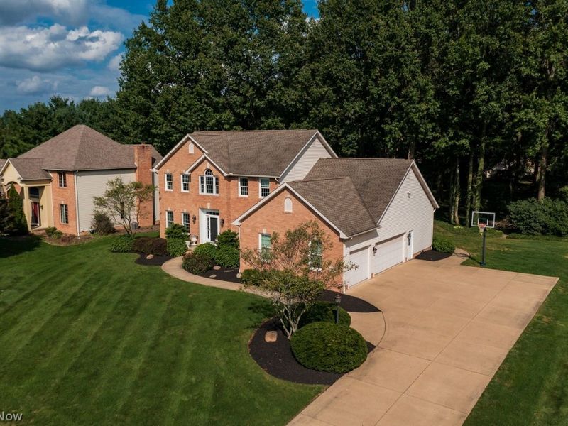 6452 Shenandoah Avenue NW, Canton, OH 44718 Photo 2