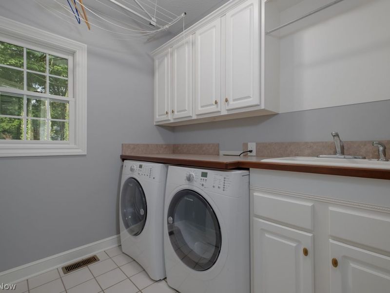 6452 Shenandoah Avenue NW, Canton, OH 44718 Photo 20