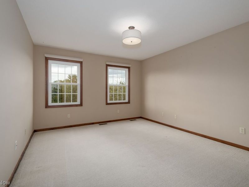 6452 Shenandoah Avenue NW, Canton, OH 44718 Photo 31