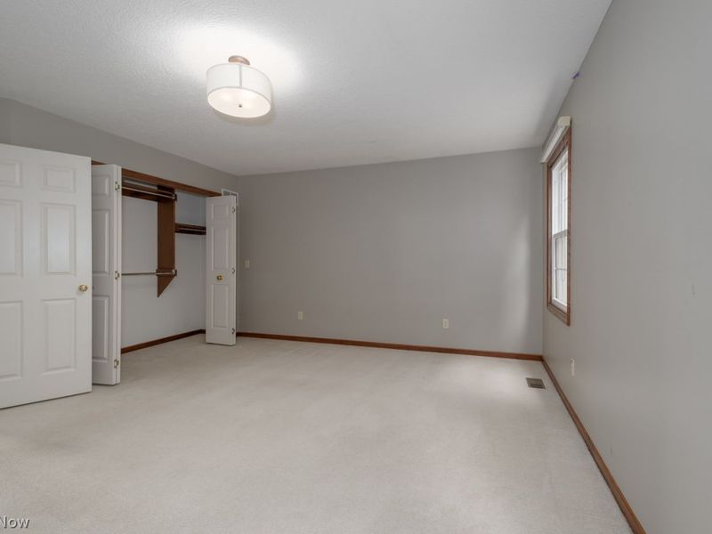 6452 Shenandoah Avenue NW, Canton, OH 44718 Photo 32