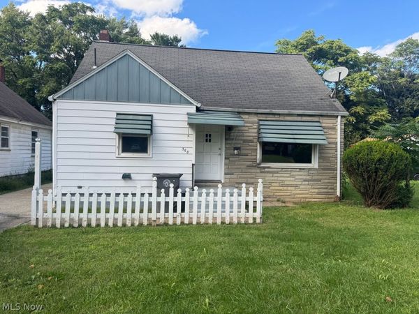 568 E Lucius Avenue , Youngstown, OH 44502