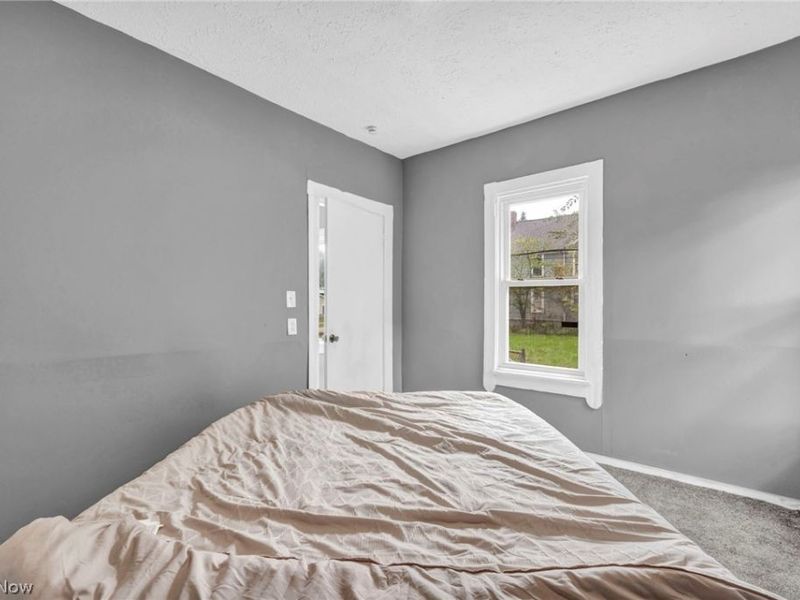 1352 Giddings Avenue , Cleveland, OH 44103 Photo 29