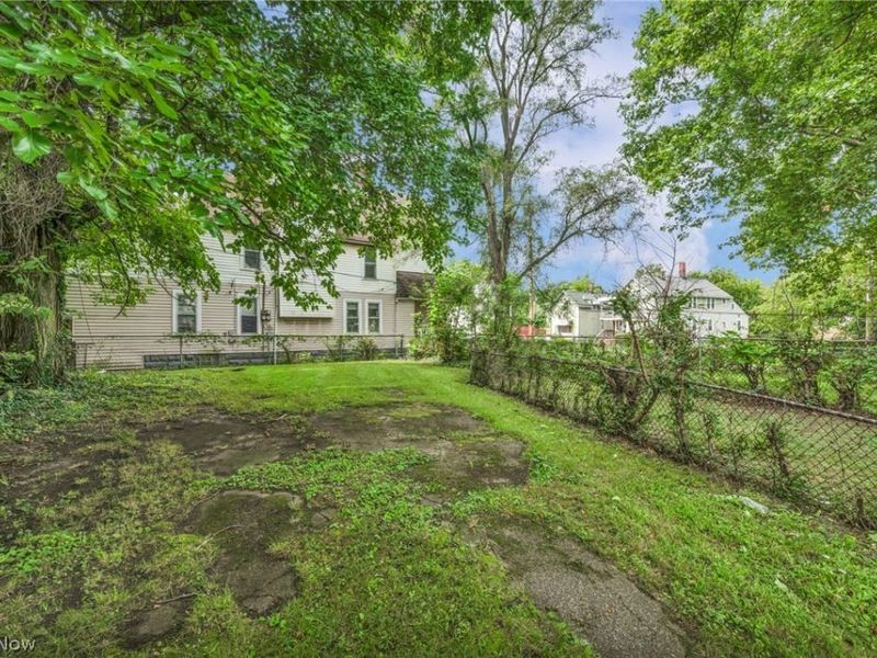 1352 Giddings Avenue , Cleveland, OH 44103 Photo 46