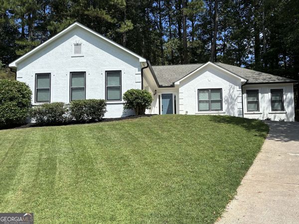 519 Philadelphia Lane, Woodstock, GA 30189