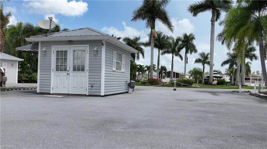 10210 Surfwood Ct , Fort Myers, FL 33905 Photo