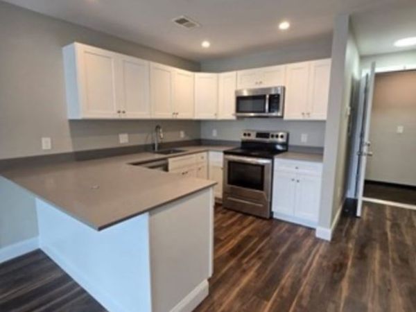 67 Shepard Street, Unit 10, Lynn, MA 01902