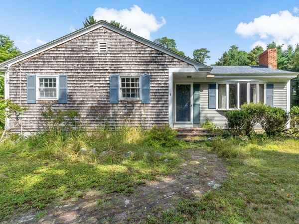 2 County St, Rehoboth, MA 02769