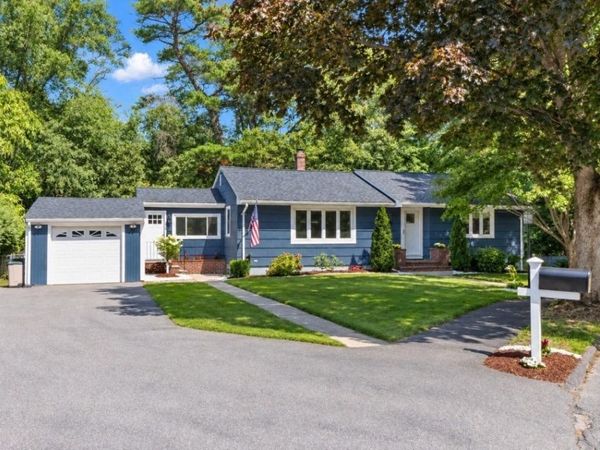 20 Viking Rd, Saugus, MA 01906