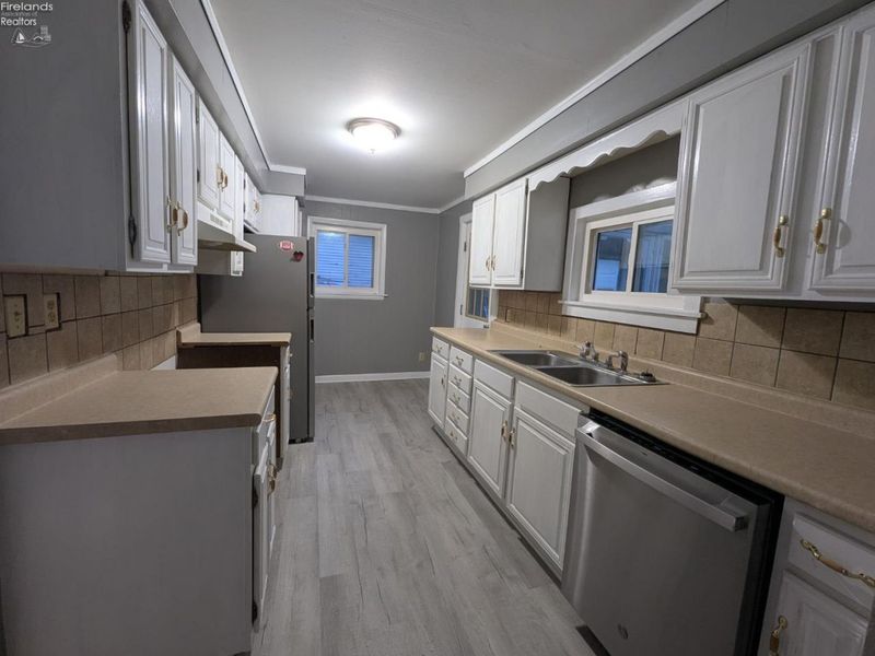 406 E Third, Port Clinton, OH 43452 Photo 5