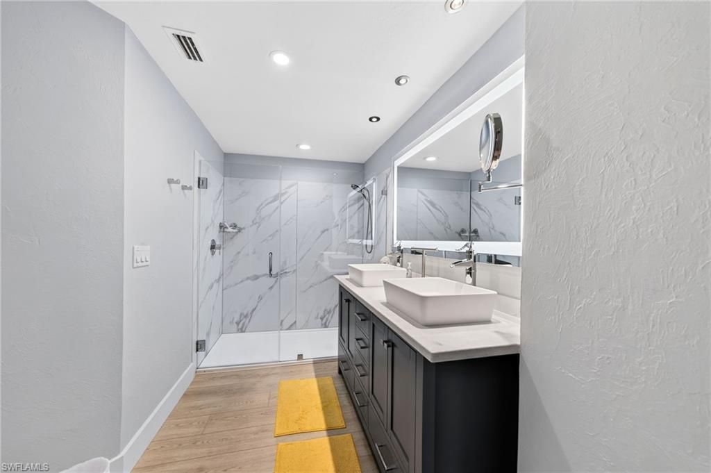 615 Rose Garden Rd, Unit 2, Cape Coral, FL 33914 Photo