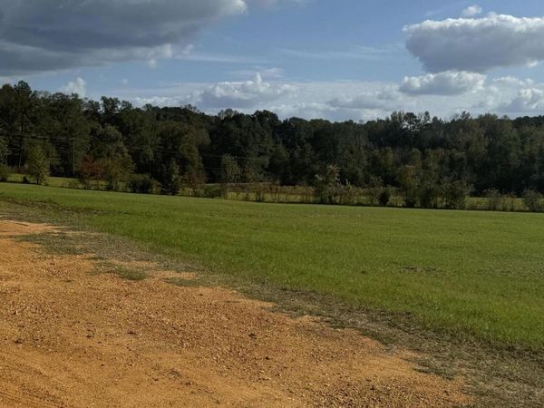 Xxxx Twin Oaks , McComb, MS 39648