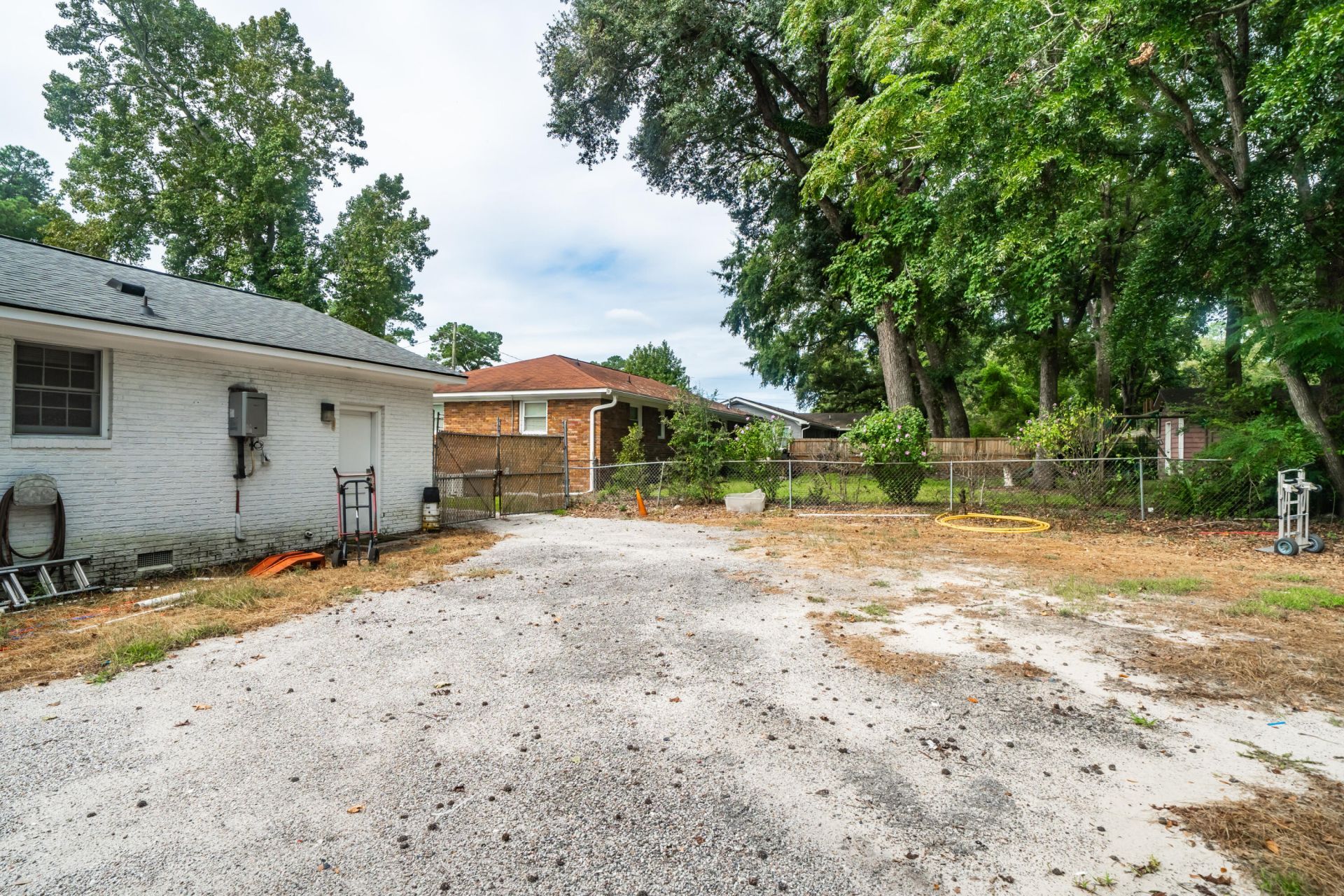 10562 Dorchester Road  Photo 19