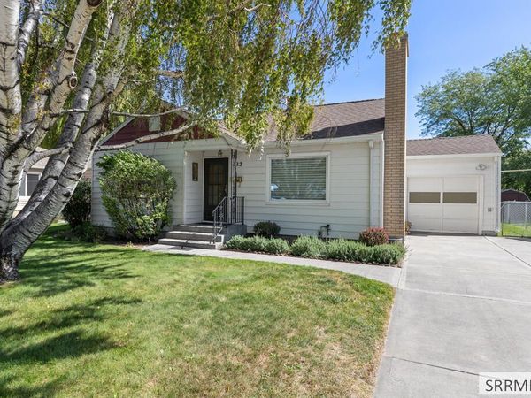 822 Crestmont Avenue, IDAHO FALLS, ID 83402