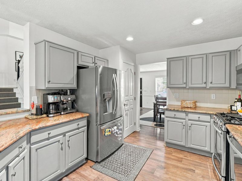 6489 Hermitage Drive, Westerville, OH 43082 Photo 14