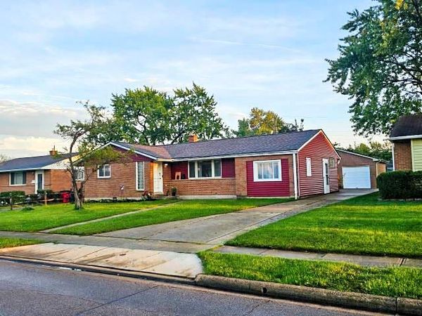2615 Kingston Avenue, Grove City, OH 43123