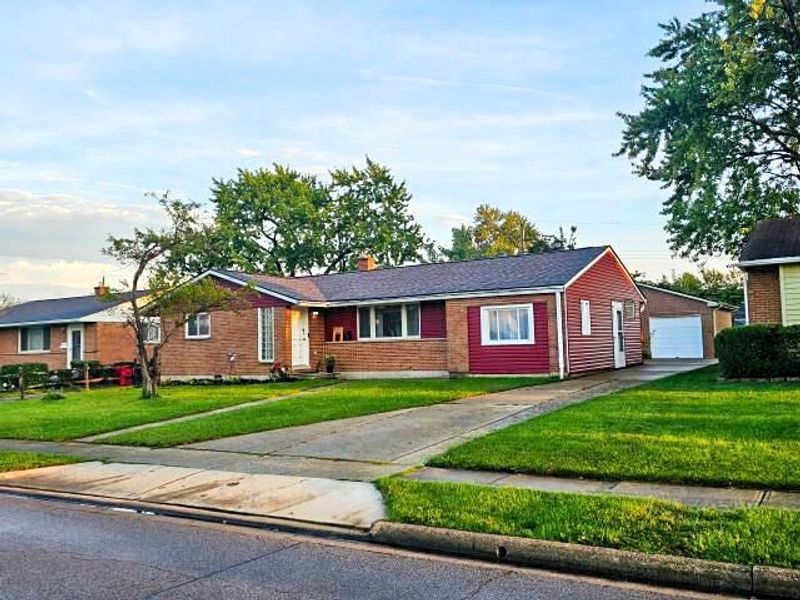 2615 Kingston Avenue, Grove City, OH 43123 Photo 1