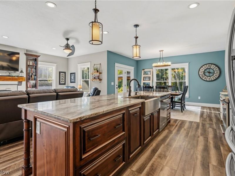 3098 Huntcliffe Road NE, Canton, OH 44721 Photo 18