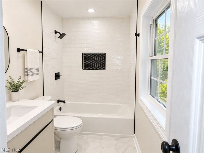 2219 E 87th Street , Cleveland, OH 44106 Photo 15