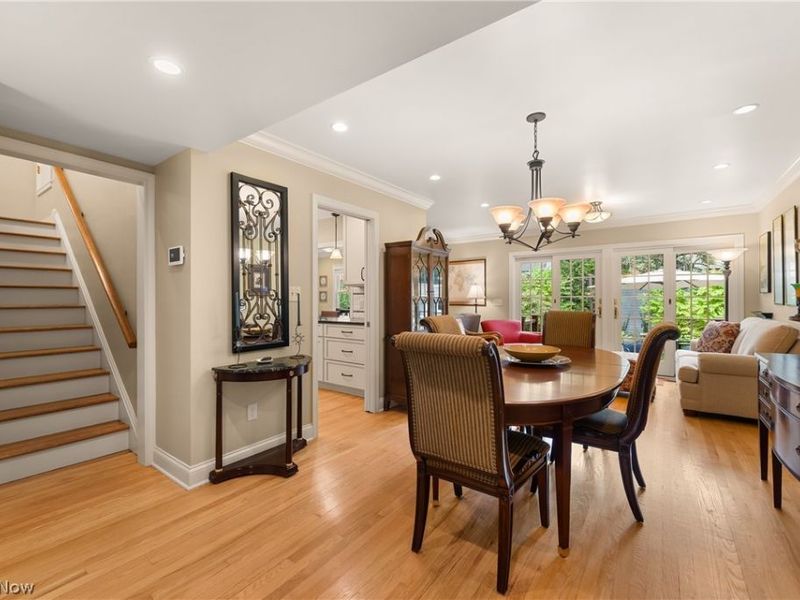26900 Wolf Road , Bay Village, OH 44140 Photo 11