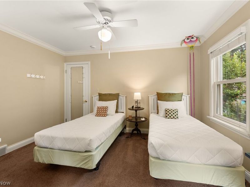 26900 Wolf Road , Bay Village, OH 44140 Photo 25