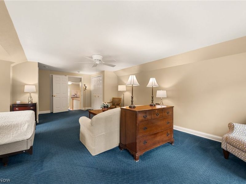 26900 Wolf Road , Bay Village, OH 44140 Photo 32