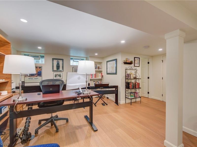 26900 Wolf Road , Bay Village, OH 44140 Photo 38