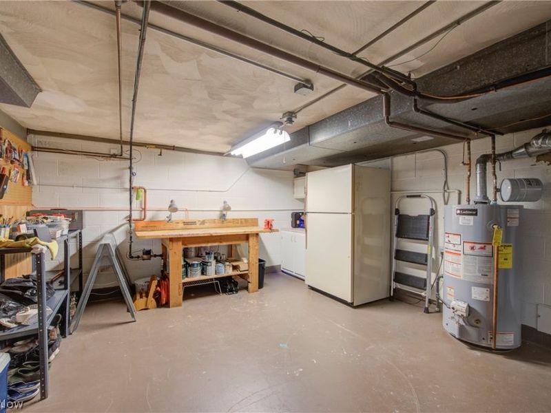 26900 Wolf Road , Bay Village, OH 44140 Photo 45
