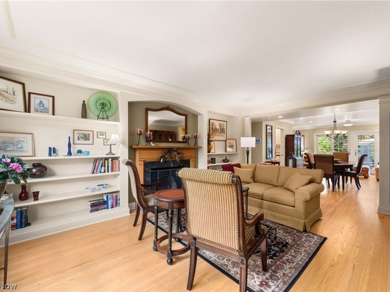 26900 Wolf Road , Bay Village, OH 44140 Photo 7