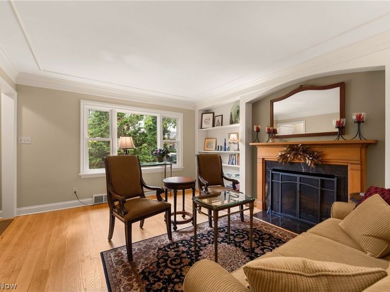 26900 Wolf Road , Bay Village, OH 44140 Photo 8