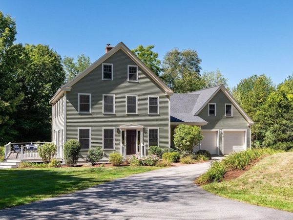 257 N Haverhill Road, Kensington, NH 03833