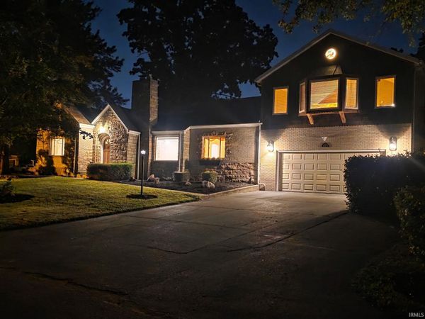 4801 Hartman Road, Fort Wayne, IN 46807