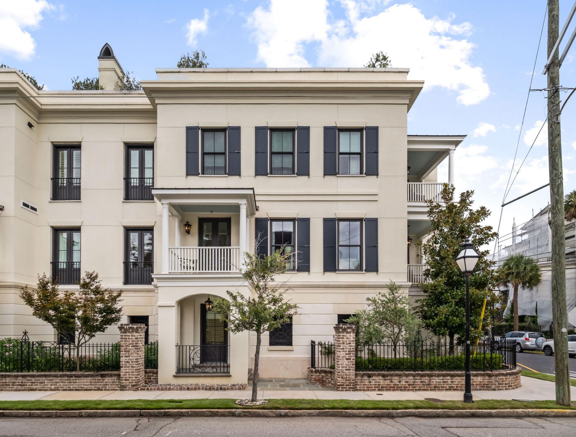 31 Smith Street Photo 1