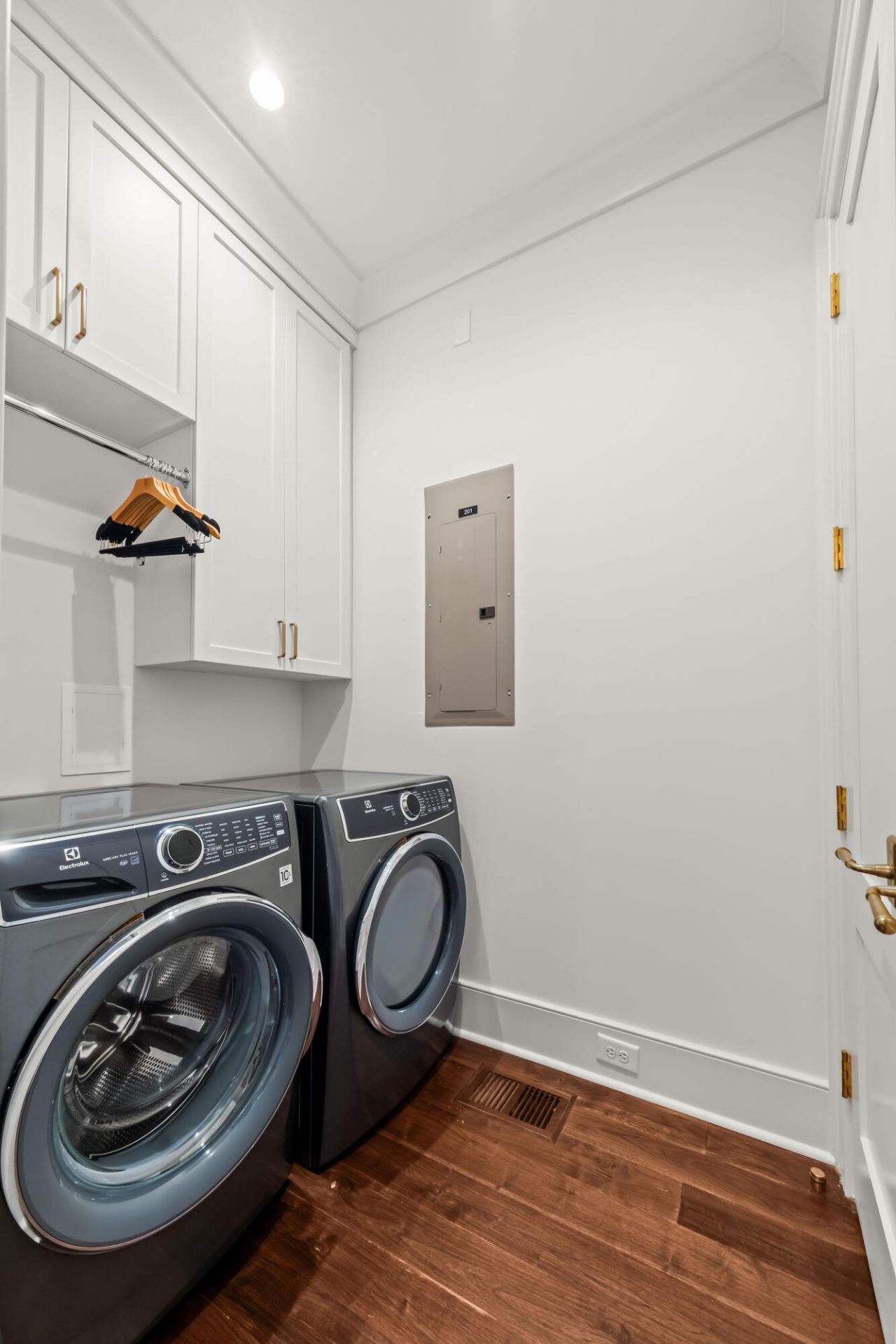 31 Smith Street Photo 42
