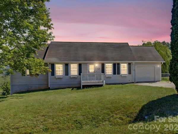 253 Tipton Hill Road, Leicester, NC 28748