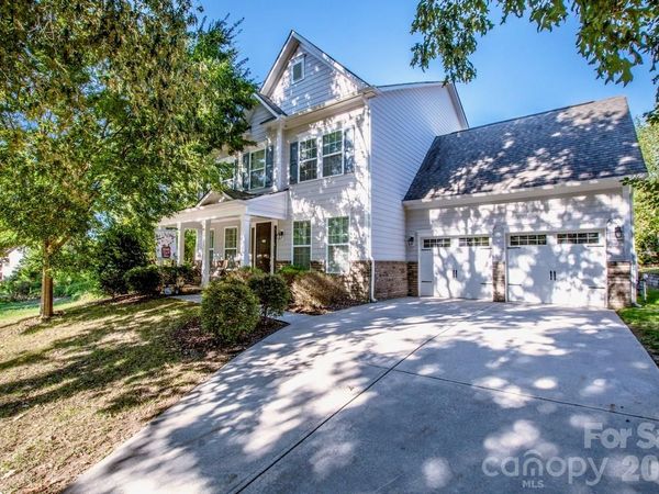 19921 Wooden Tee Drive, Davidson, NC 28036