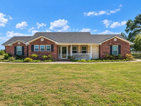 2284 Roping , Atoka, OK 74525