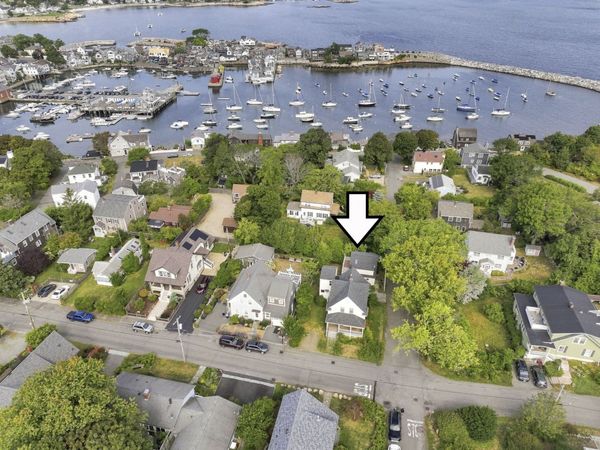 19 Norwood Ave, Rockport, MA 01966