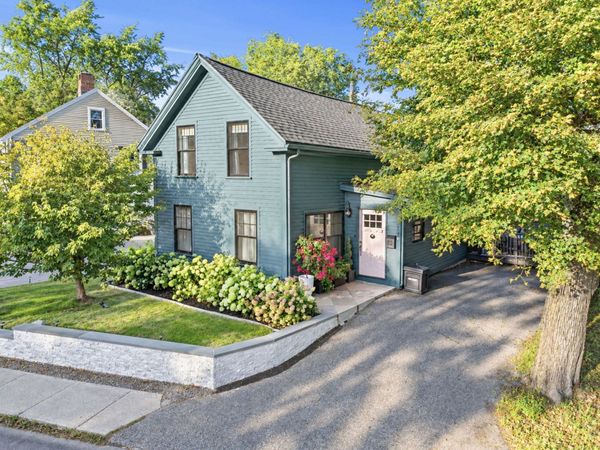 264 Main Street, Amesbury, MA 01913
