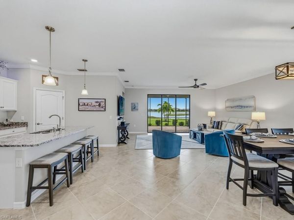 1482 Santiago CIR , NAPLES, FL 34113