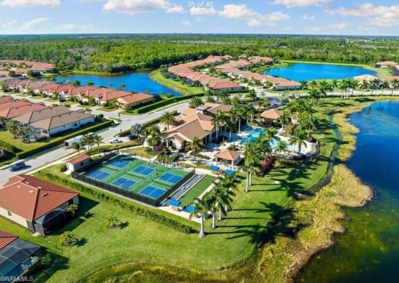 1482 Santiago Cir, Naples, FL 34113 Photo