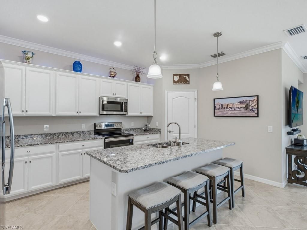 1482 Santiago Cir, Naples, FL 34113 Photo