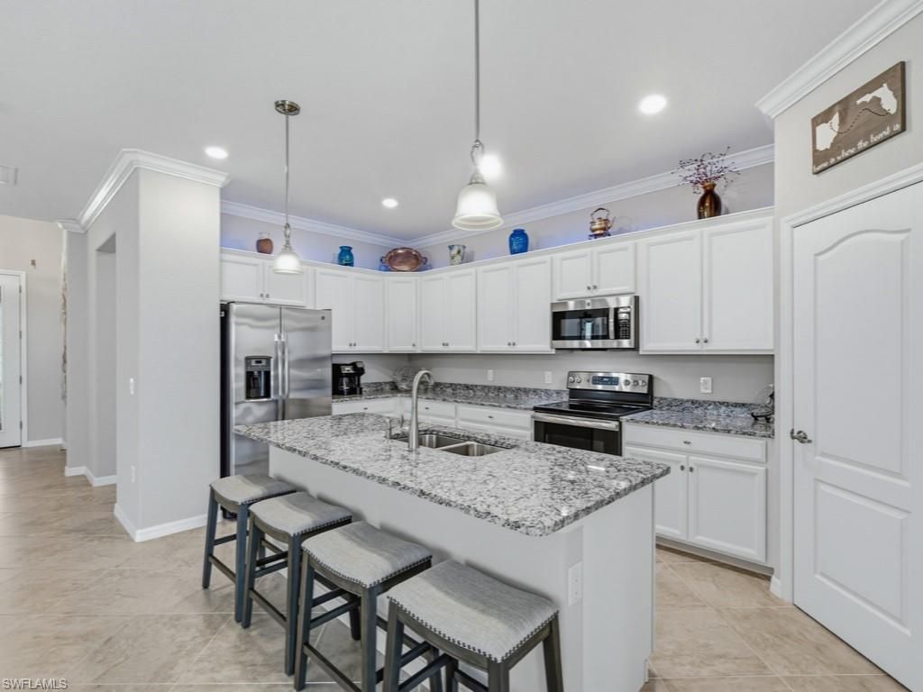 1482 Santiago Cir, Naples, FL 34113 Photo