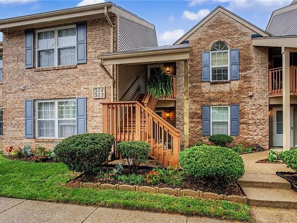 312 Waterfront Place, Washington TWP, OH 45458
