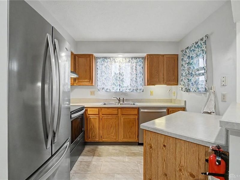 312 Waterfront Place, Washington Township, OH 45458 Photo 9