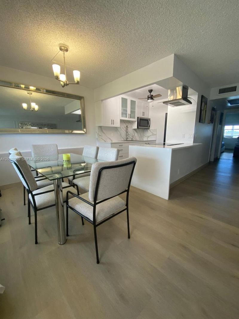 4076 E Guildford E, Unit 4, Boca Raton, FL 33434 Photo